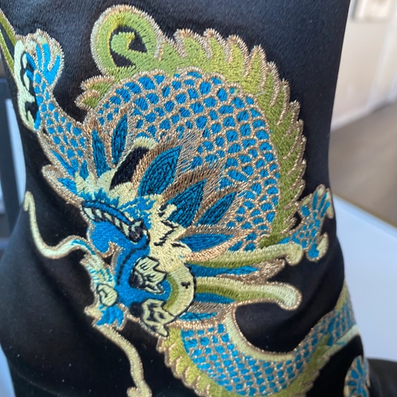 Gucci Embroidered Satin Boots with removable crystal bows and heels  sz38 - Picture 7 of 15